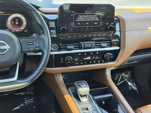 2023 Nissan Pathfinder Platinum 4WD