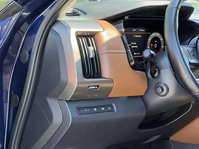 2023 Nissan Pathfinder Platinum 4WD
