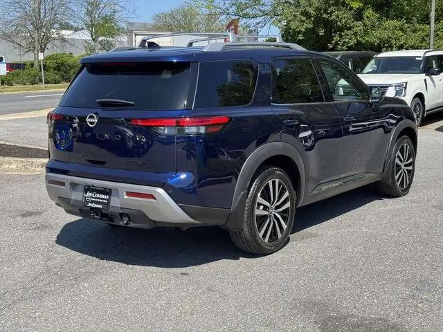 2023 Nissan Pathfinder Platinum 4WD