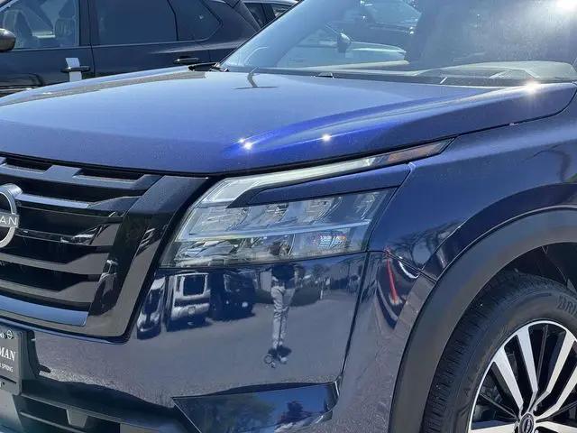 2023 Nissan Pathfinder Platinum 4WD