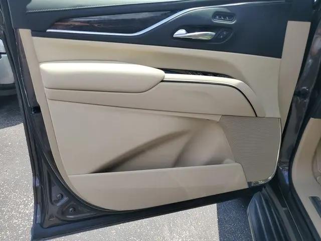2021 Cadillac Escalade 4WD Premium Luxury