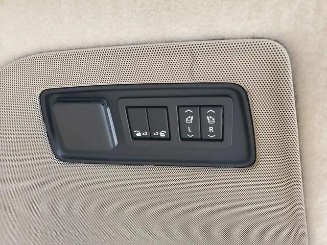 2021 Cadillac Escalade 4WD Premium Luxury