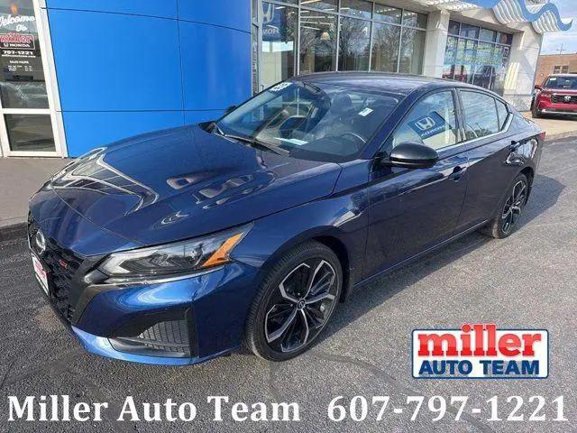 2023 Nissan Altima SR Intelligent AWD for sale in Vestal, NY