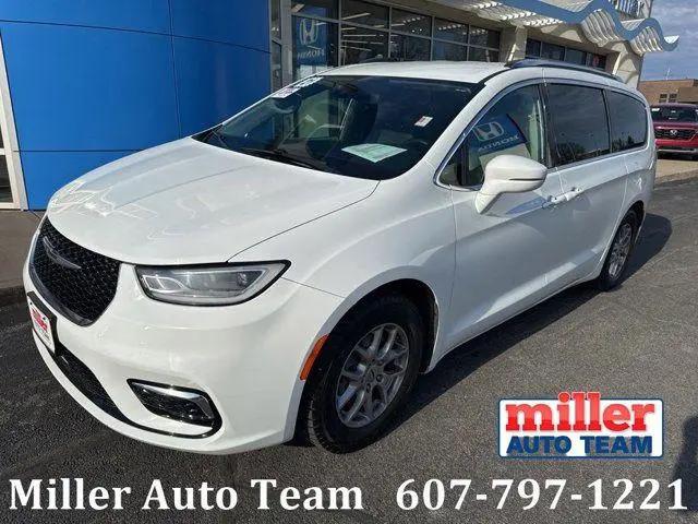 2021 Chrysler Pacifica Touring L for sale in Vestal, NY