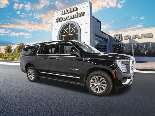 2025 GMC Yukon XL 4WD Denali for sale in Lewisburg, PA