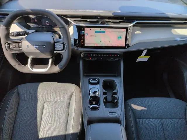 2026 Jeep Cherokee Laredo 4x4