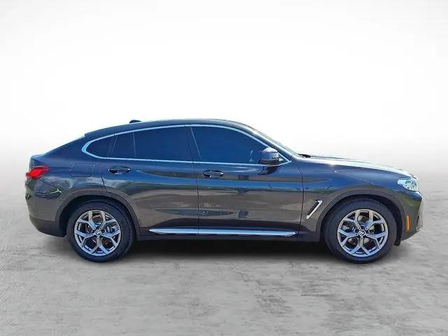 2023 BMW X4 xDrive30i