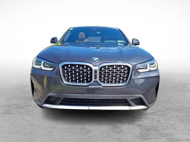 2023 BMW X4 xDrive30i