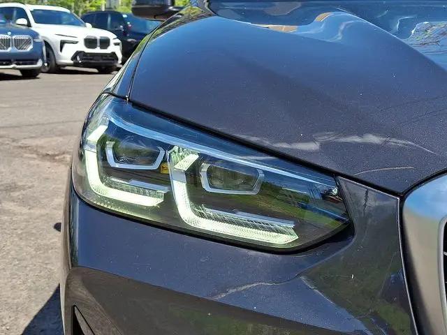 2023 BMW X4 xDrive30i