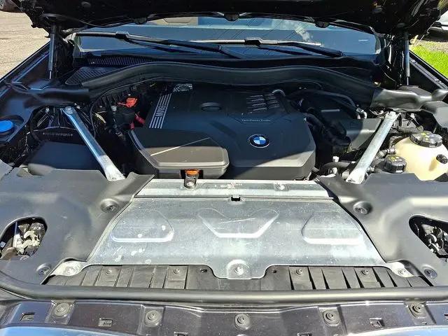 2023 BMW X4 xDrive30i