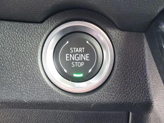 2025 Chevrolet Traverse AWD LT