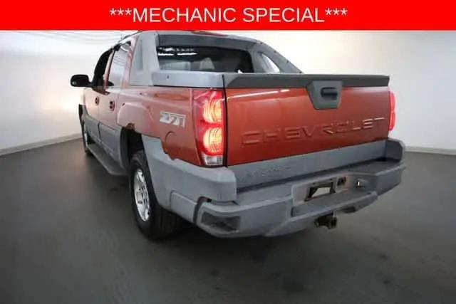 2002 Chevrolet Avalanche Base