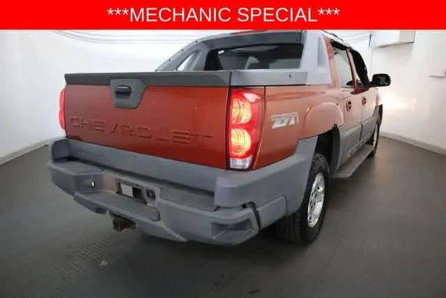 2002 Chevrolet Avalanche Base