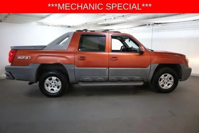 2002 Chevrolet Avalanche Base