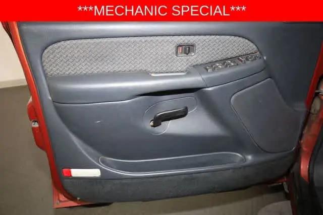 2002 Chevrolet Avalanche Base