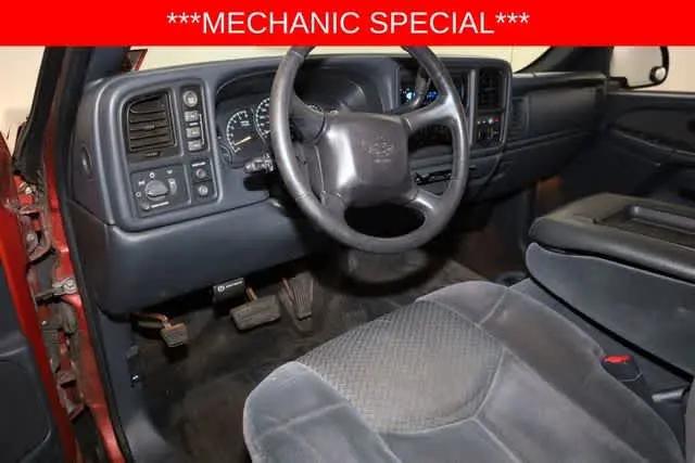 2002 Chevrolet Avalanche Base