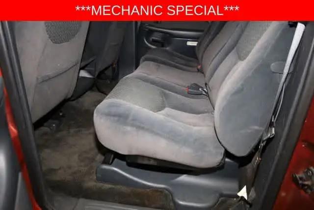 2002 Chevrolet Avalanche Base