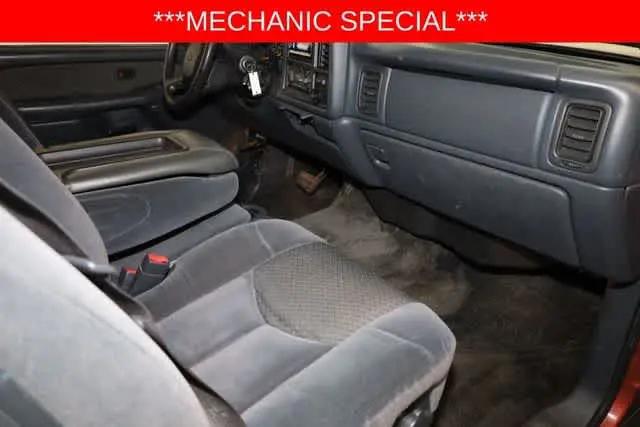 2002 Chevrolet Avalanche Base