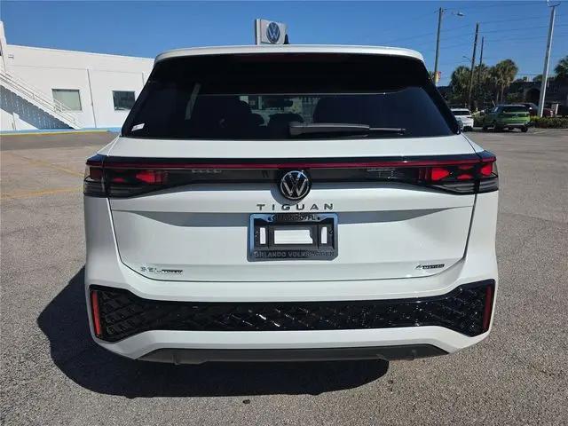 2026 Volkswagen Tiguan SEL R-Line Turbo