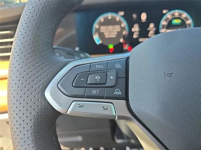 2026 Volkswagen Tiguan SEL R-Line Turbo