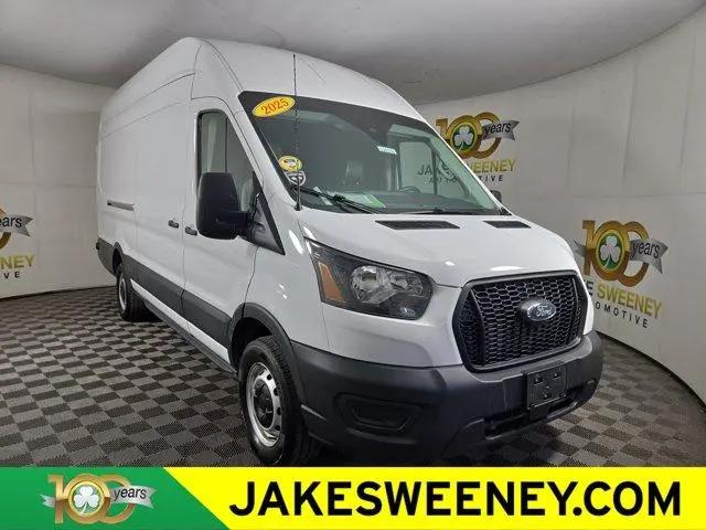 2025 Ford Transit Cargo Van Base for sale in Cincinnati, OH