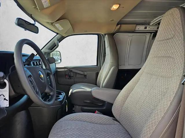 2026 Chevrolet Express Cargo Van 2500 Extended Wheelbase, WT, RWD