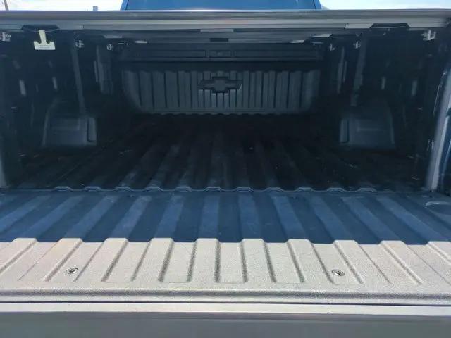2021 Chevrolet Silverado 1500 4WD Crew Cab Short Bed Custom Trail Boss