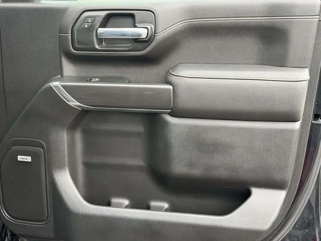 2023 GMC Sierra 2500HD 4WD Crew Cab Standard Bed AT4
