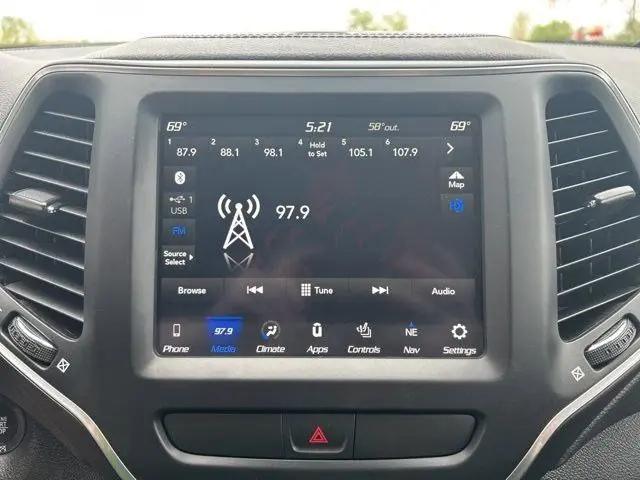2022 Jeep Cherokee Altitude