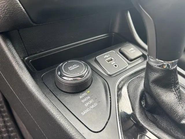 2022 Jeep Cherokee Altitude