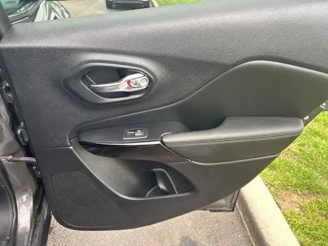 2022 Jeep Cherokee Altitude