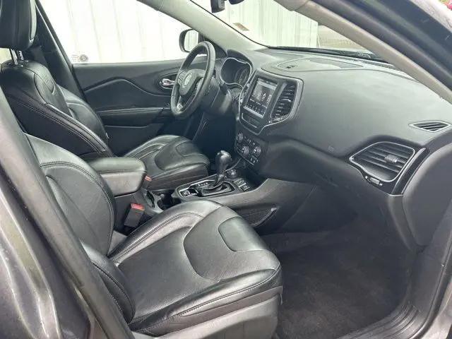 2022 Jeep Cherokee Altitude
