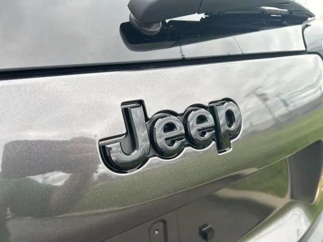 2022 Jeep Cherokee Altitude