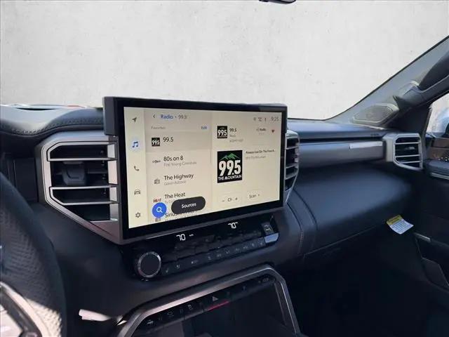 2026 Toyota Tundra Platinum CrewMax 5.5' Bed