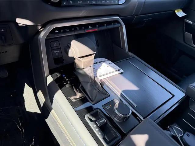 2026 Toyota Tundra Platinum CrewMax 5.5' Bed