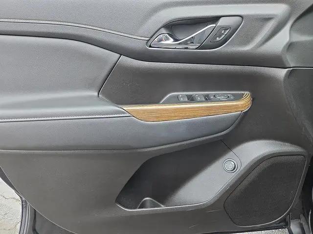 2023 GMC Acadia FWD SLE