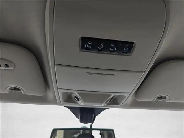 2015 Chrysler Town & Country Touring-L