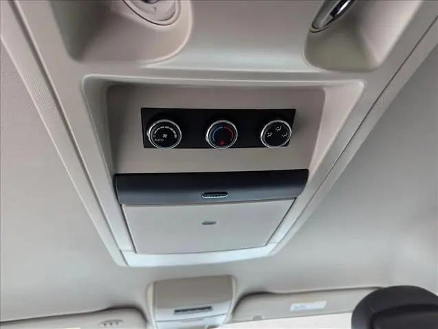 2015 Chrysler Town & Country Touring-L