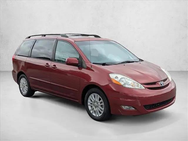 2010 Toyota Sienna XLE