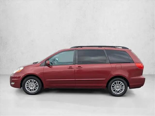 2010 Toyota Sienna XLE