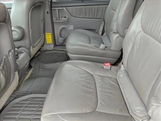 2010 Toyota Sienna XLE
