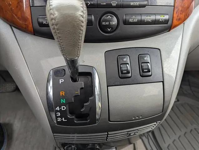 2010 Toyota Sienna XLE