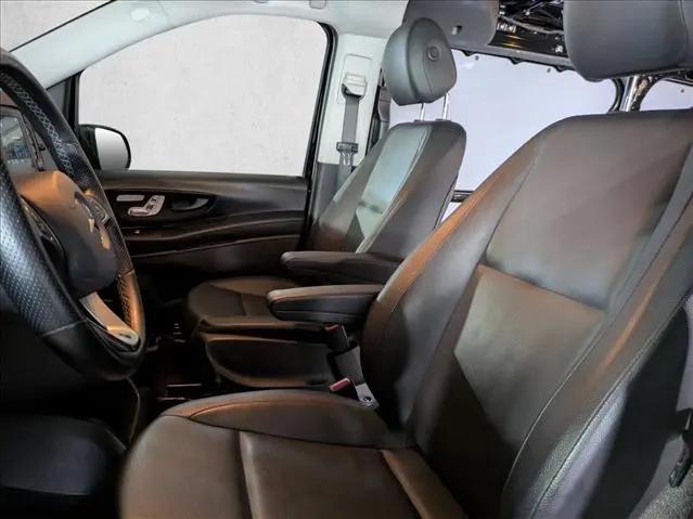 2022 Mercedes-Benz Metris Standard