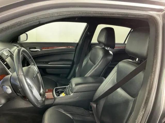 2014 Chrysler 300 Base