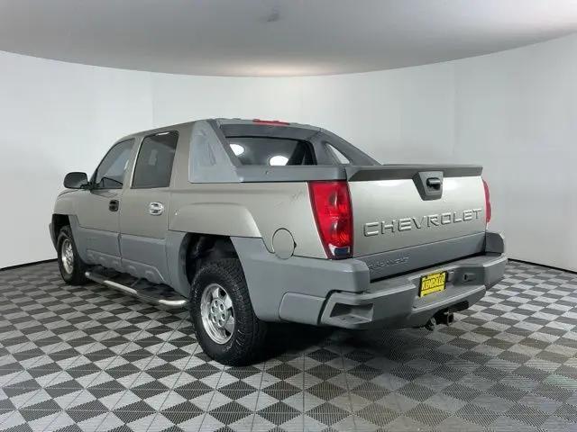 2002 Chevrolet Avalanche Base