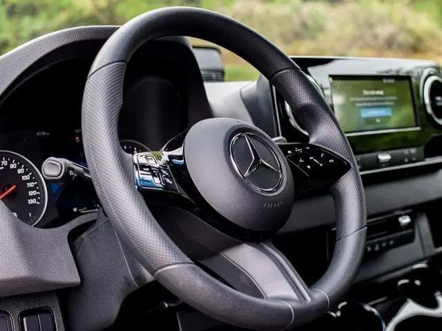 2026 Mercedes-Benz Sprinter 2500 Standard Roof 4-Cyl Diesel