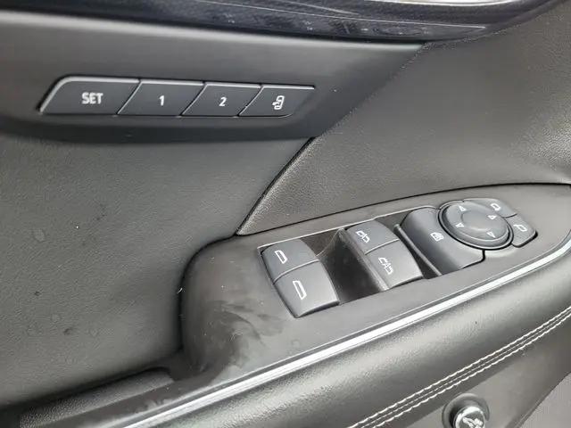 2021 Buick Envision FWD Essence