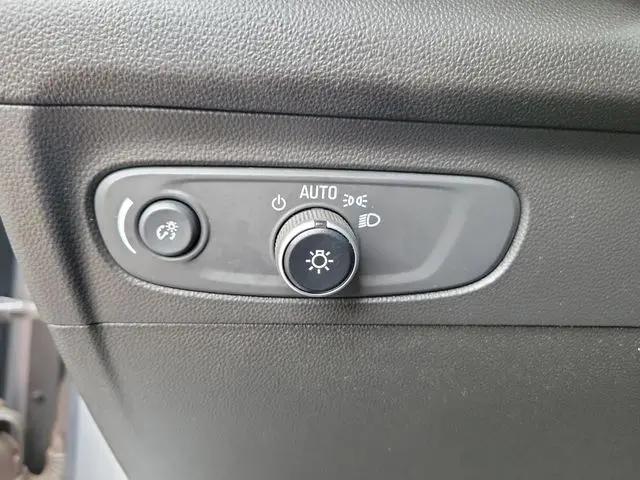2021 Buick Envision FWD Essence