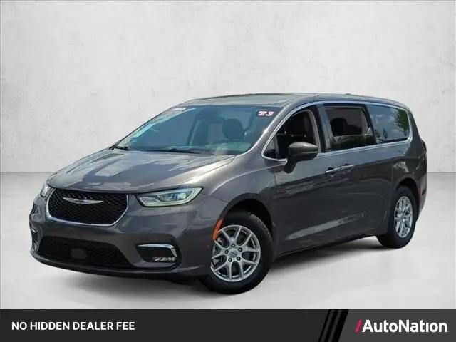 2023 Chrysler Pacifica Touring L for sale in Sanford, FL