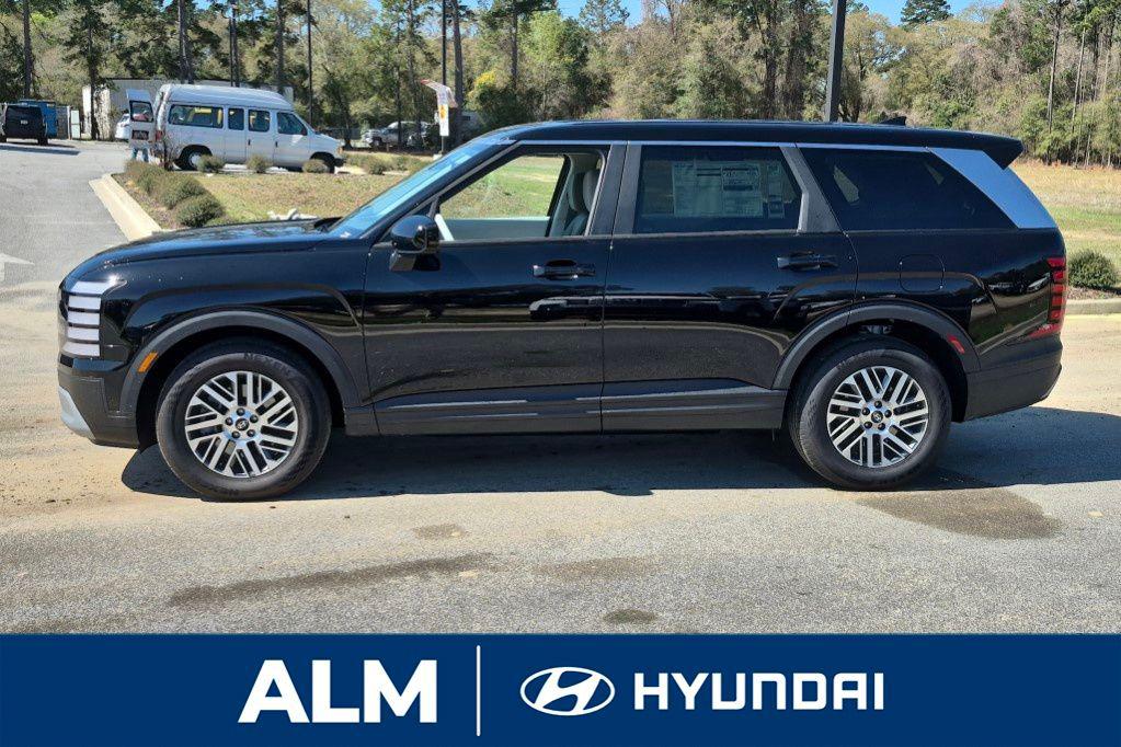 New 2026 Black HYUNDAI SE FWD image 10